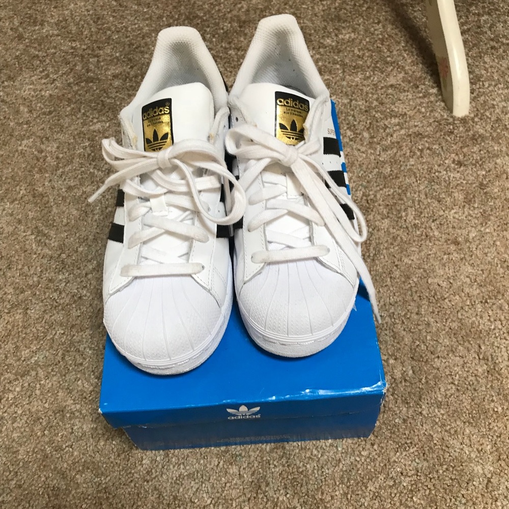 Girls Adidas sneakers